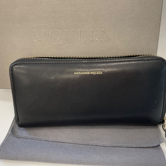 Alexander McQueen zip around wallet - Picture 2 of 8